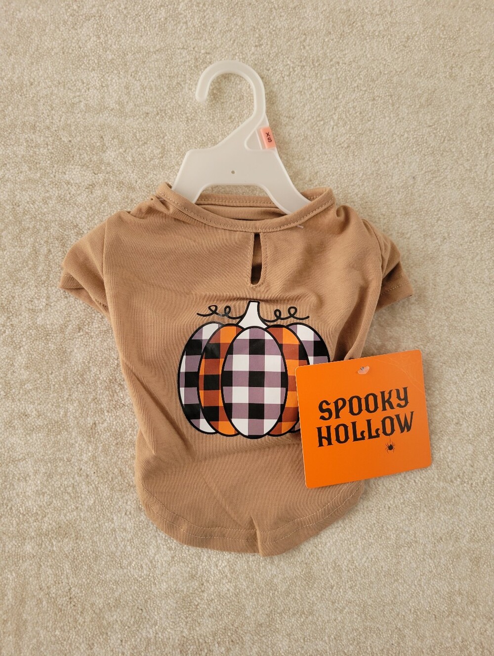 Spooky Hollow Checkered Pumpkin Dog Tshirt XS Tan 11inx14in Chihuahua Yorkie NWT